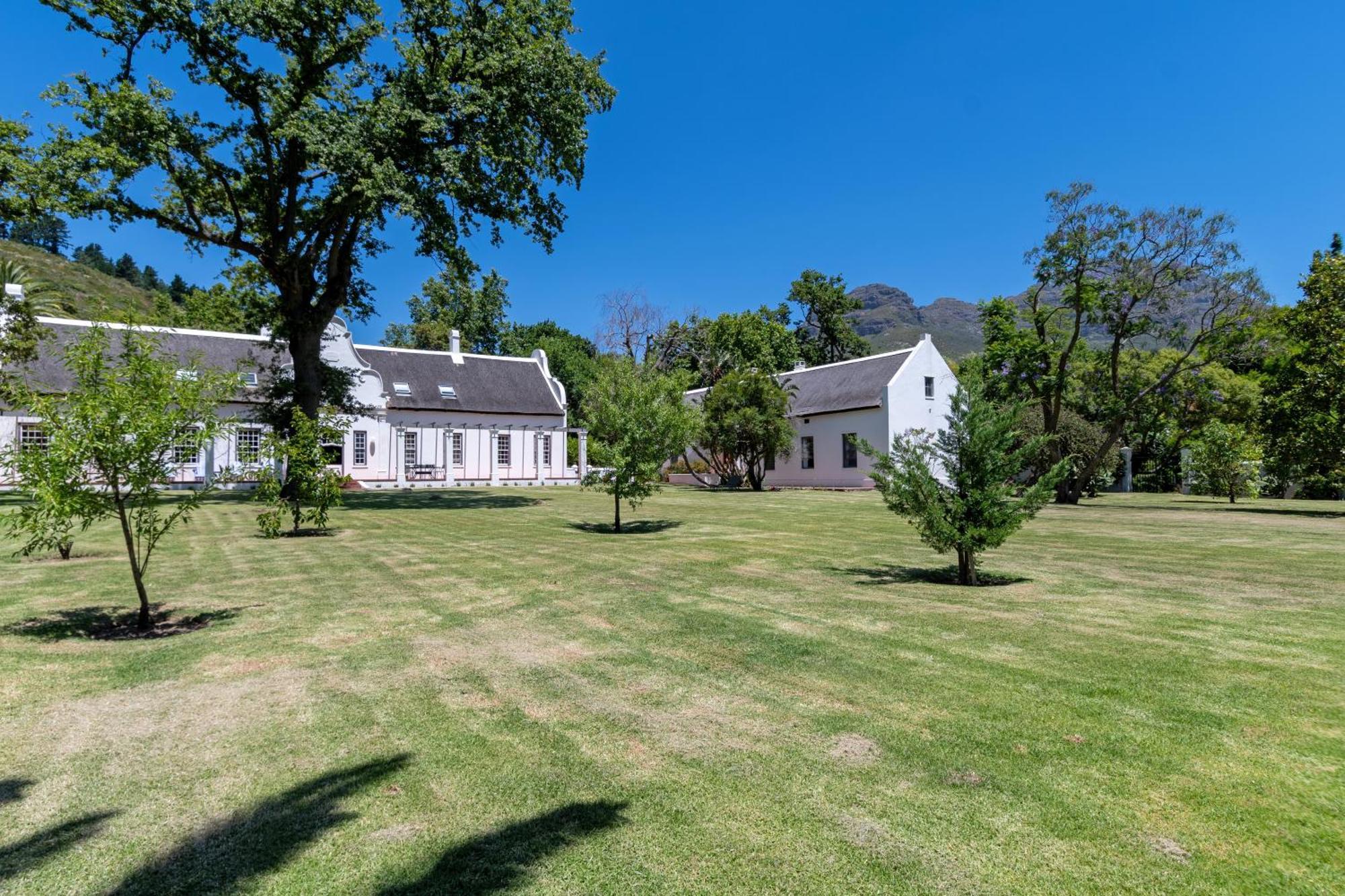 Mont Angelis Aparthotel Stellenbosch Ngoại thất bức ảnh