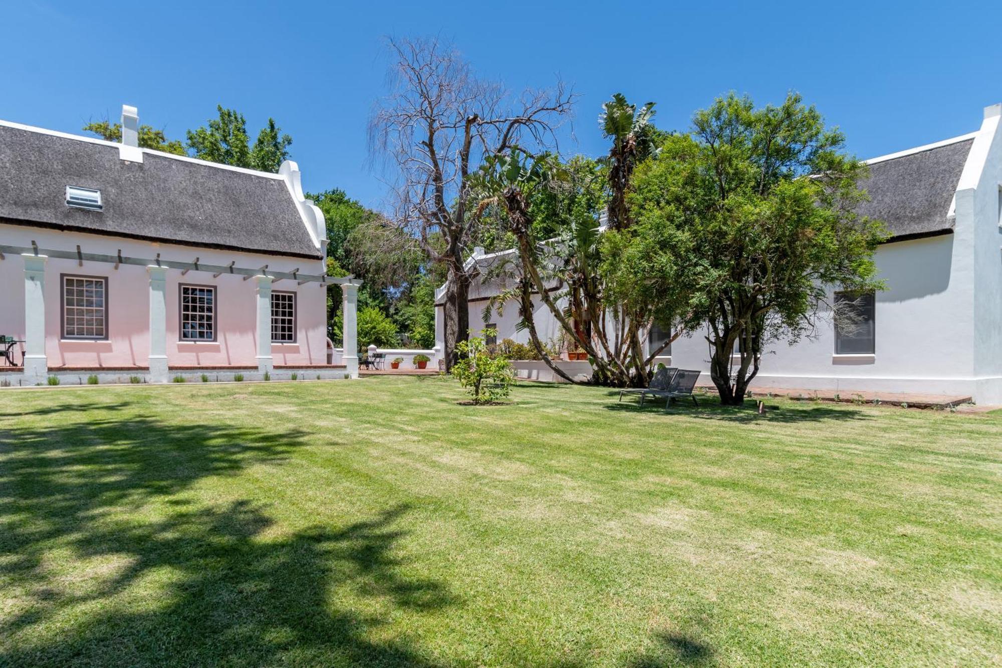 Mont Angelis Aparthotel Stellenbosch Ngoại thất bức ảnh