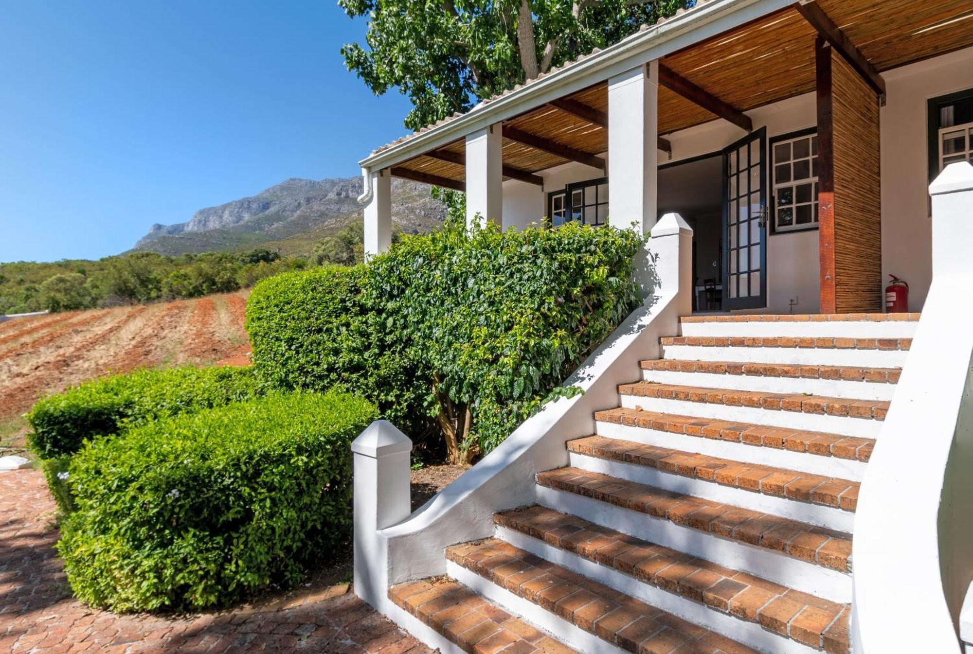 Mont Angelis Aparthotel Stellenbosch Ngoại thất bức ảnh